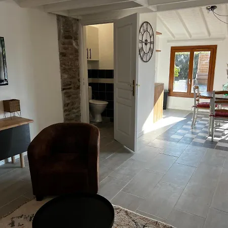 Domaine De La Cherel, Maison A Colombage *
