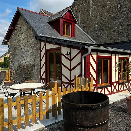 Domaine De La Cherel, Maison A Colombage Holiday home *